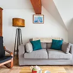 Duplex Classe 4 Etoiles Plein Centre Village