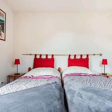 Duplex Classe 4 Etoiles Plein Centre Village 아파트 생라리술랑